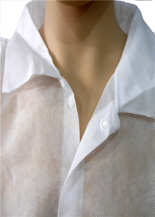 Comfortable Disposable Lab Gowns , Disposable Hazmat Suit White With 3 Pockets